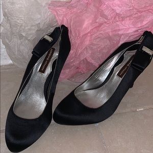 Black 6 1/2 Heels